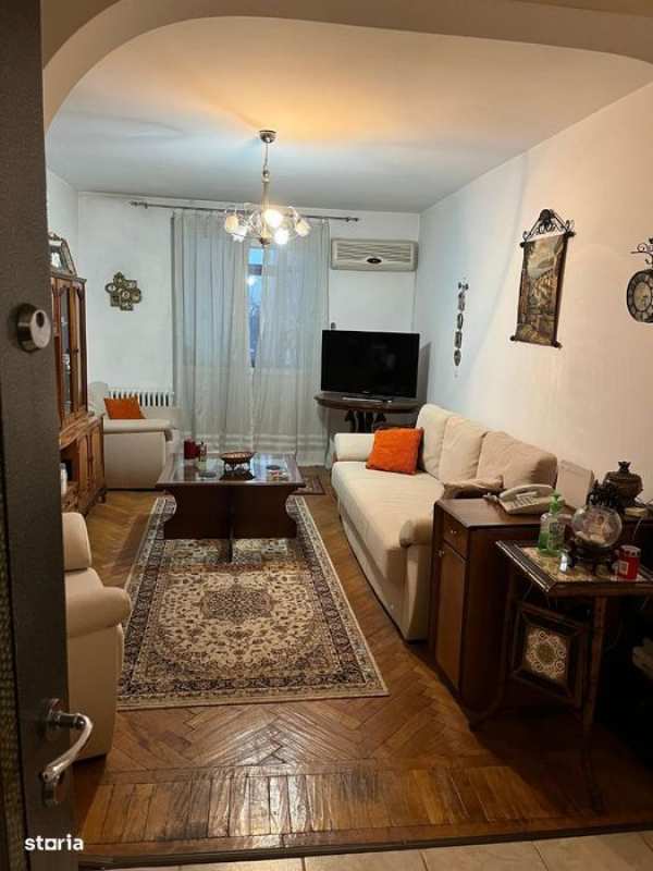 Apartament cu 3 camere, Calea Severinului-Billa