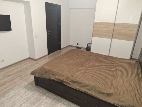 Proprietar închiriez garsoniera decomandata ultracentral Mercur