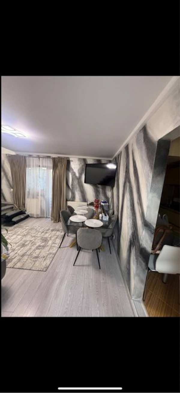 Apartament 4 camere