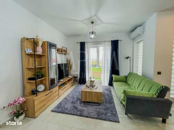 Apartament 3 camere de vanzare in Floresti