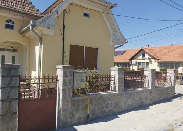 Inchiriez Casa Viisoara