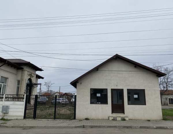 Închiriez spațiu comercial - Mizil