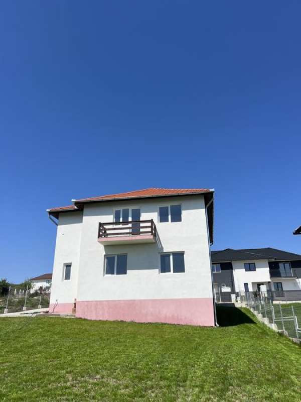 Casa de vanzare sau schimb cu apartament in Sibiu !