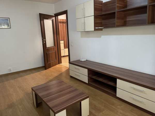 Caut colega de apartament zona Aviatiei