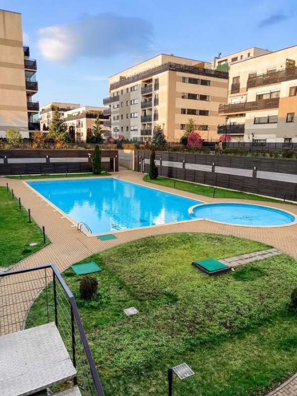 Inchiriez 2 camere Natura Residence / Aleea Privighetorilor/ Baneasa