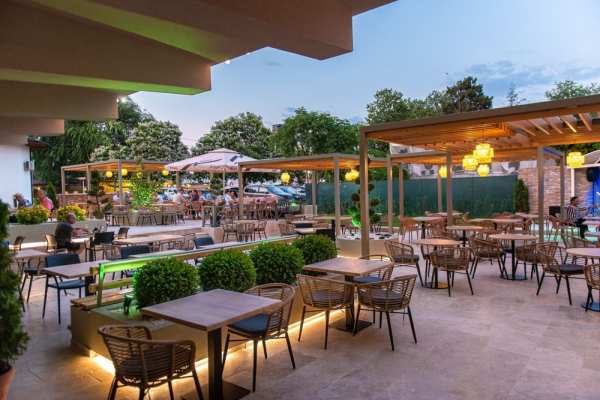 Vând/închiriez restaurant in Jupiter