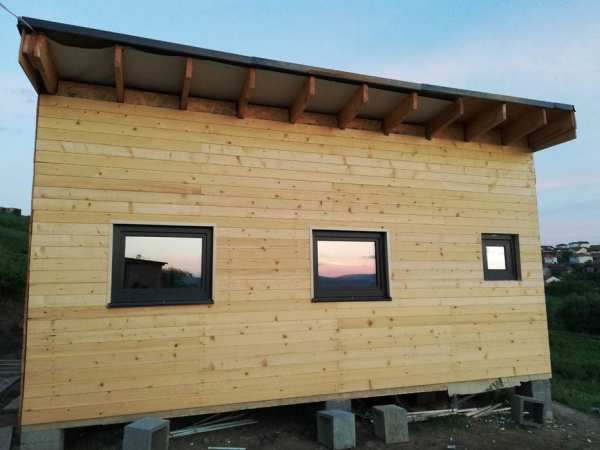 Vand teren cu constructie in Dezmir
