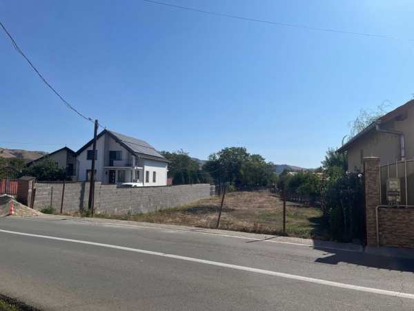 Vand teren intravilan in Lancram (Sebes)