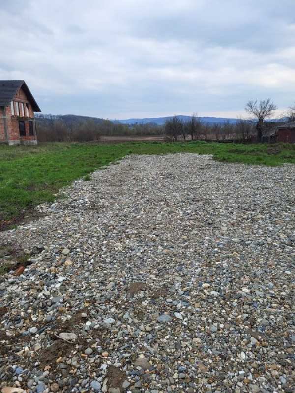 Teren de vanzare