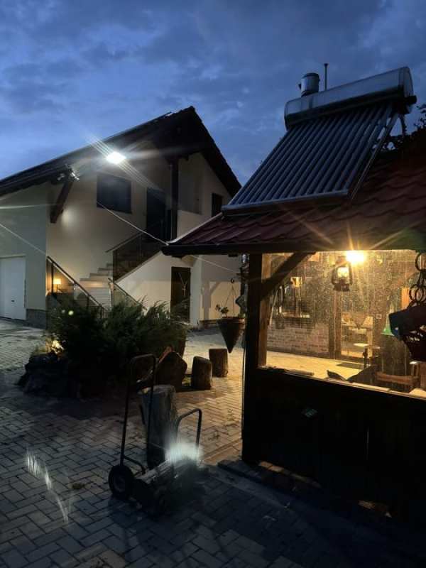 Apartament la casa zona Saliste