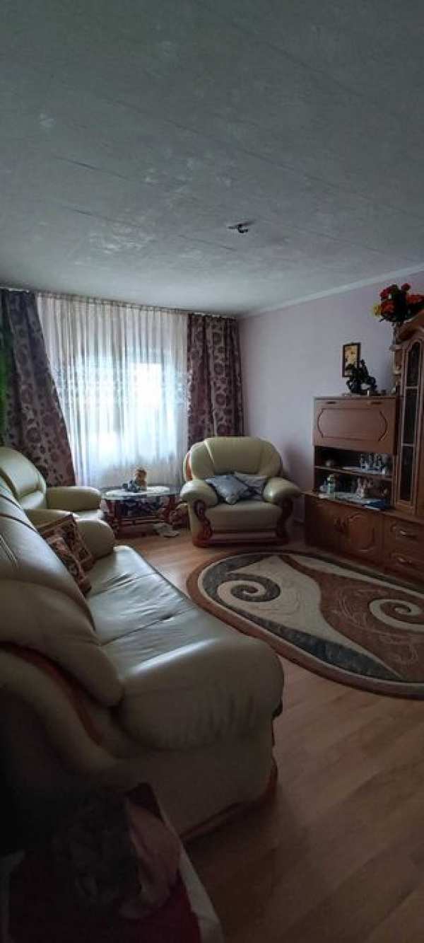 Închiriez apartament 2 camere – complet utilat – Slatina