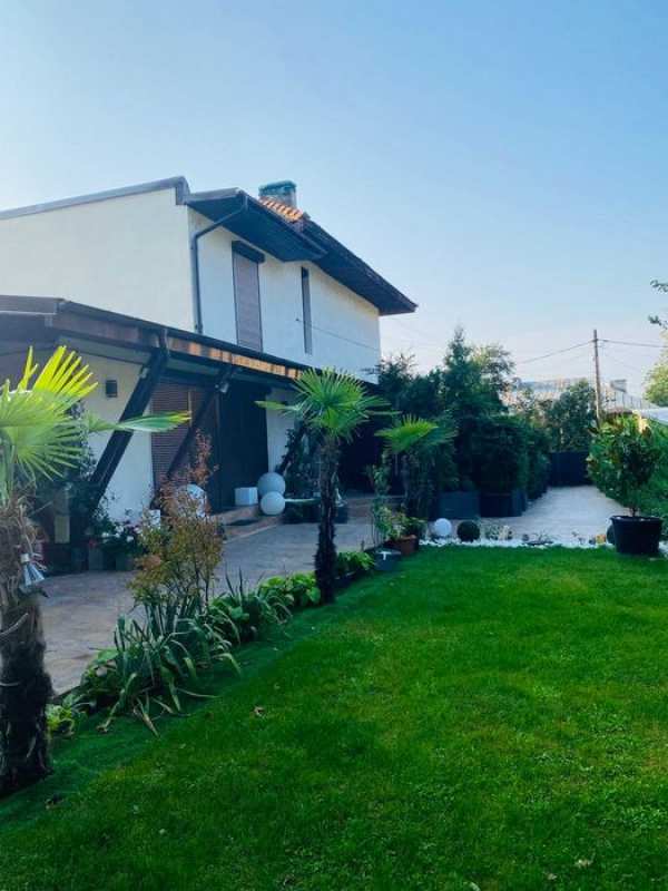 Casa de vanzare Berca Schela