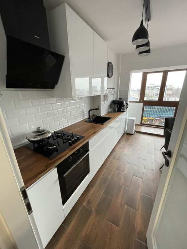 De inchiriat apartament 2 camere Piata Crangasi