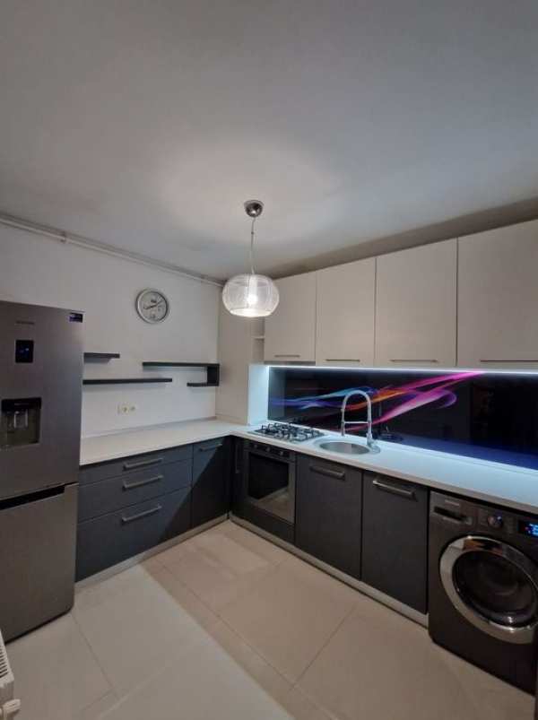 Apartament 3 camere