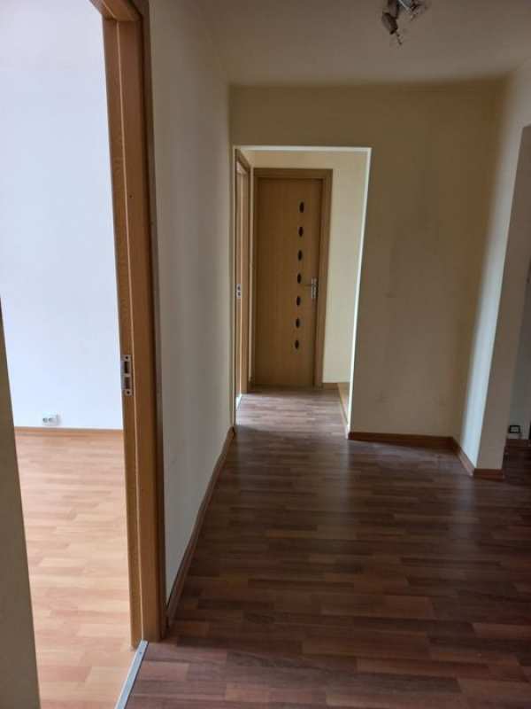Apartament 4 camere, zona Sens