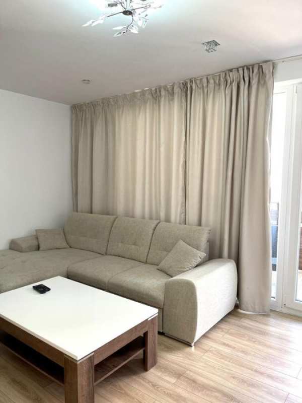 Apartament 2 camere Urban Coresi- liber la inchiriere