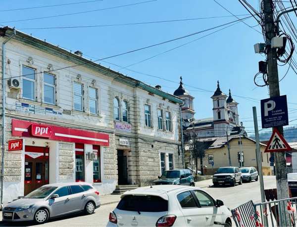 Inchirez spațiu birou în centrul orasului Viseu de Sus!