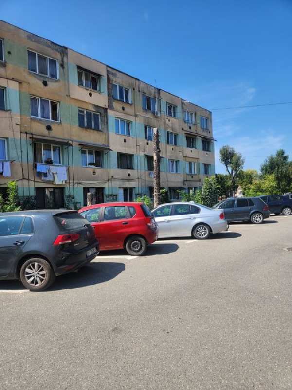 Garsoniera 21m2 în Centru Harmanului vis a vis de Cetate