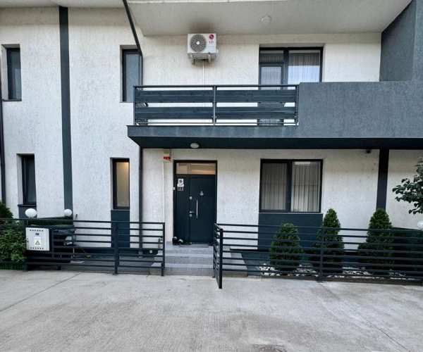 Casa Tip Duplex Dobroesti