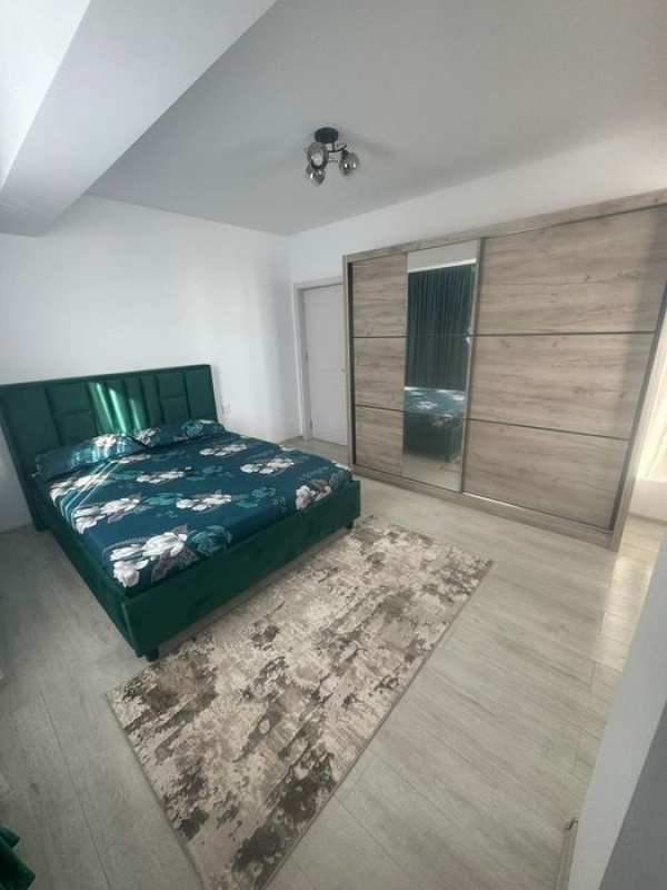 Închiriez apartament în regim hotelier