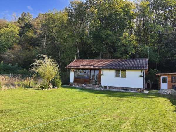 Locatie pentru petreceri private de zi