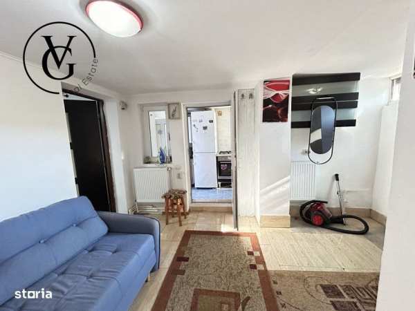 Casa 4 camere  -Palazu Mare
