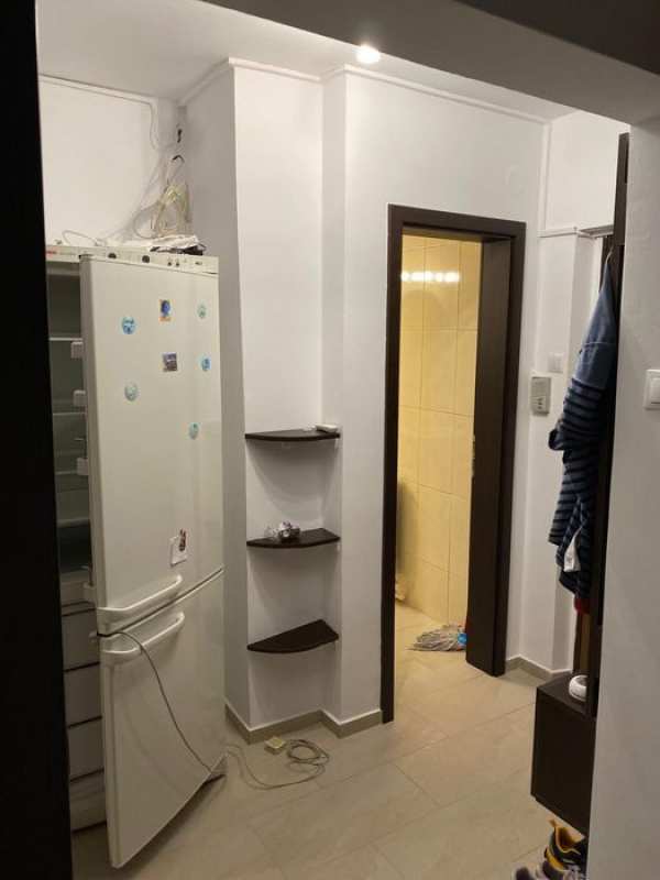 Inchiriere apartament 2 cam decomandat