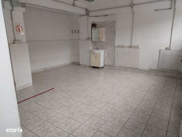 Vând apartament 4 cam Decomandata