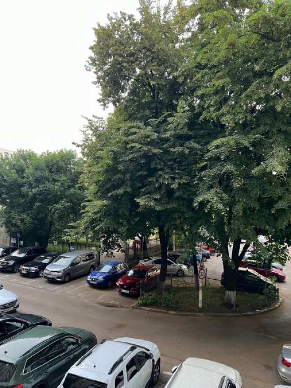 Apartament 4 camere de inchiriat Pantelimon