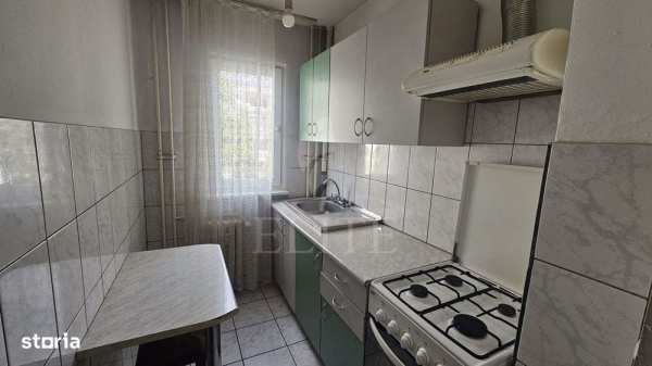 Apartament 2 camere în zona str. Parang