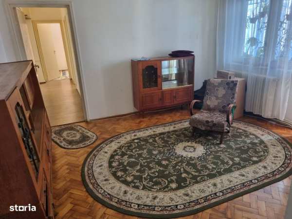 Apartament 3 camere,70 mp+ balcon 7m,Deva-zona poșta de colete