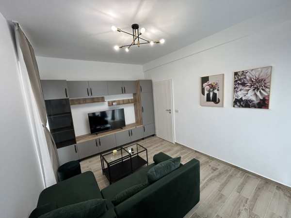Proprietar inchiriez apartament cu 2 camere, zona Lidl
