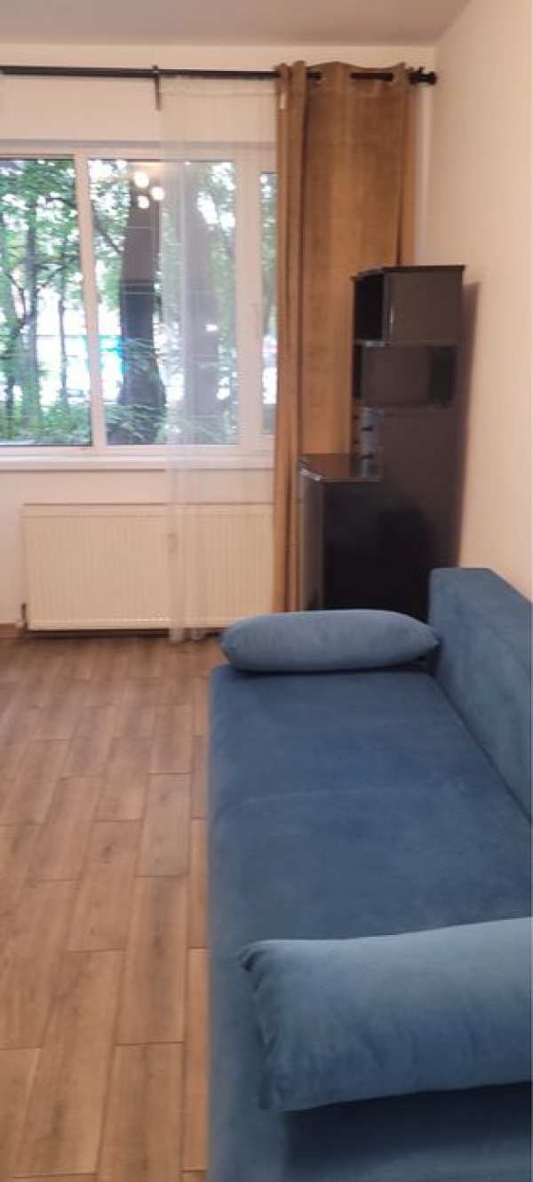 Inchiriez apartament 2 camere, ion mihalache 158 la ciuperca