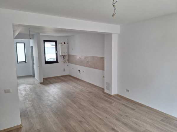 Casa noua Bragadiru, Str Iernii 43