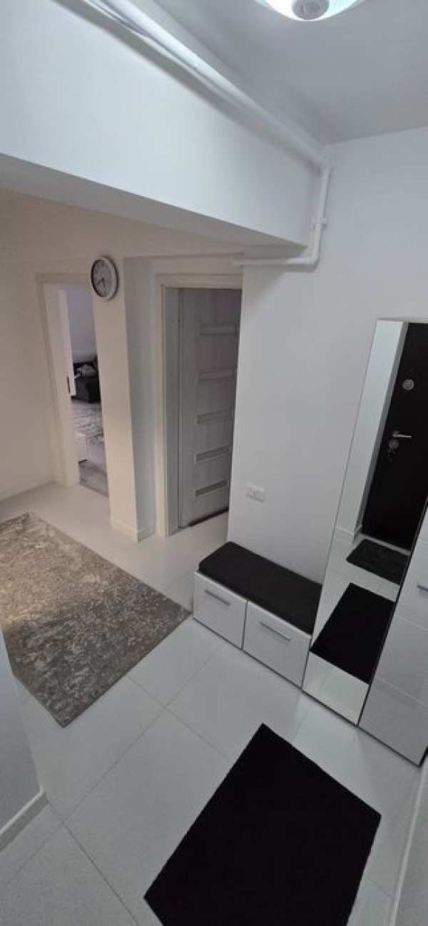 Închiriez apartament 2 camere