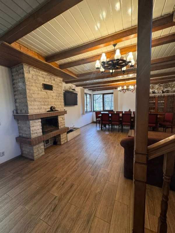 Vand casa P+M cu teren intravilan de 1600m