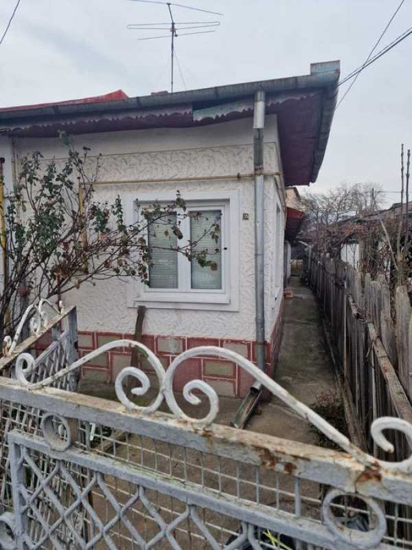 casa de vanzare in Ploiesti zona Malu Rosu -  Republicii - Negociabil