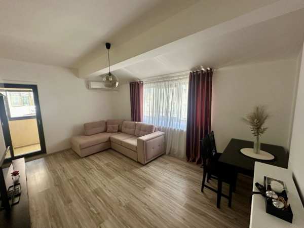 Apartament de închiriat 2 camere Auchan Titan