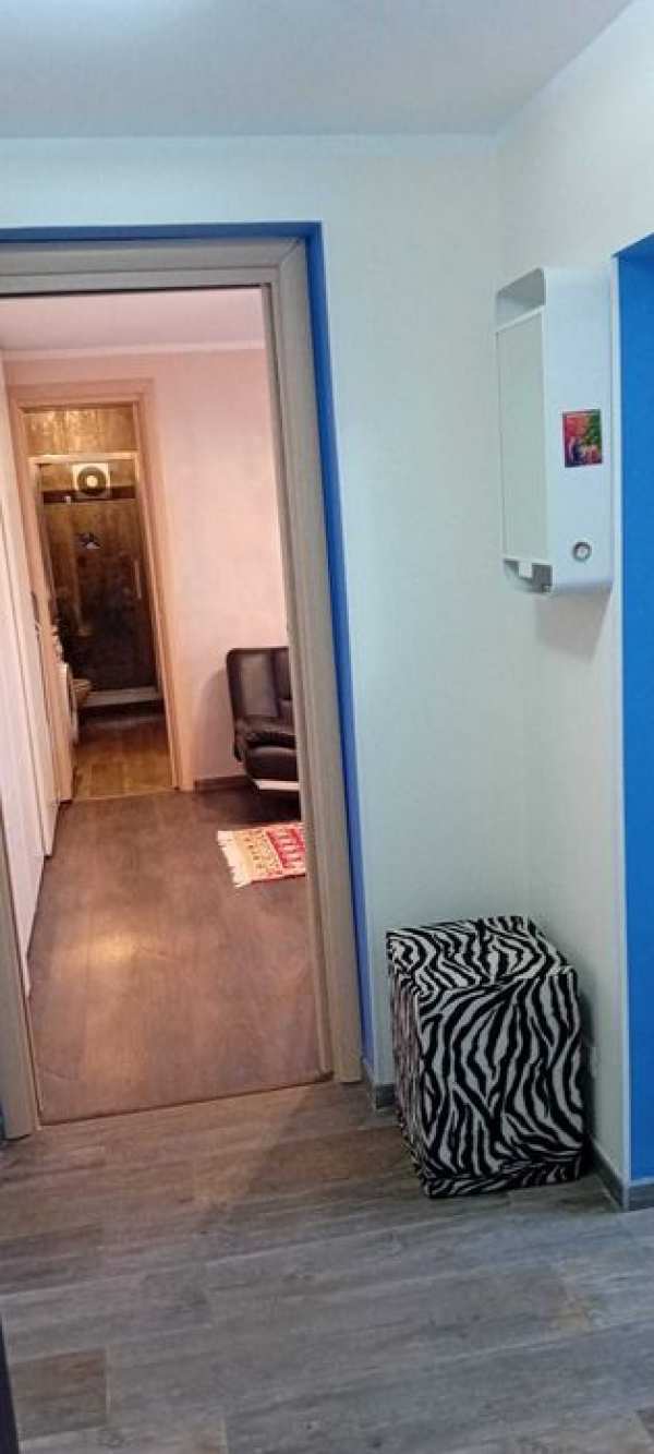 Apartament de 2 camere vizavi de stadionul de pe centura Pacea