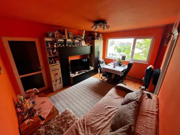 Proprietar vând apartament 2 camere