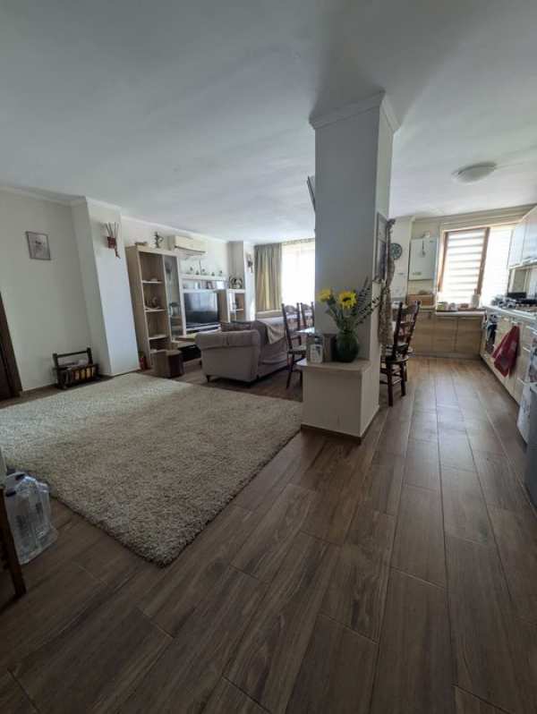 Apartament 4 camere
