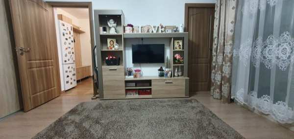 Garsonieră de închiriat