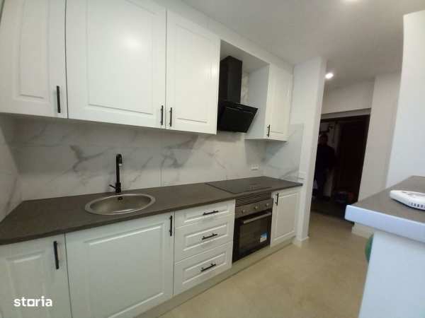 In Piata Revolutiei, apartament 2 camere, modern, prima inchiriere!!