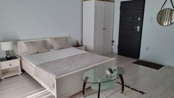 Închiriez studio Mamaia Nord - Building Stefan Lake