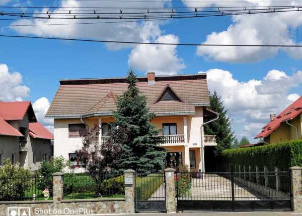 Proprietate cu potențial de dezvoltare și extindere.