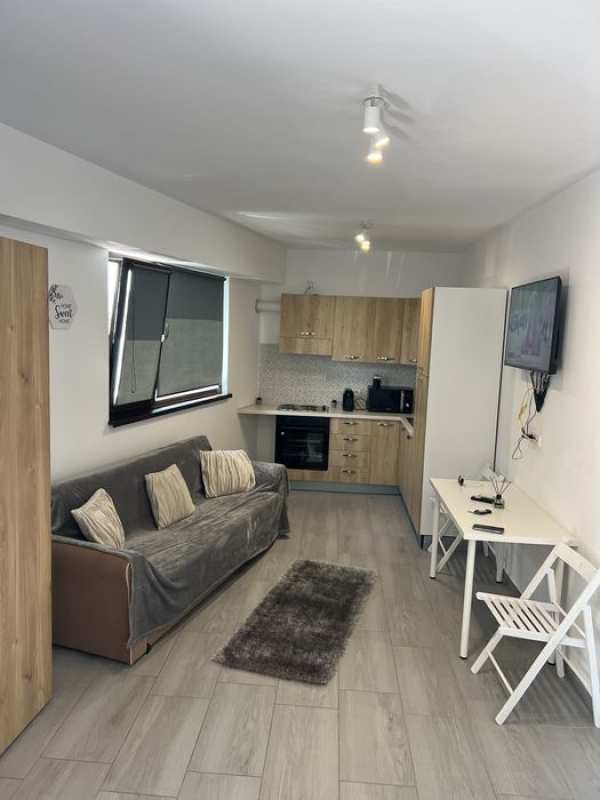 Inchiriez apartament regim hotelier , zona Mihai Bravu