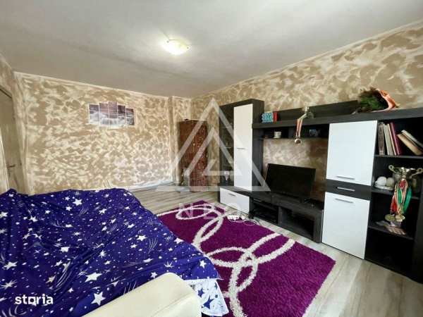 Apartament de vanzare | cu  3 camere | zona centrala Apahida |