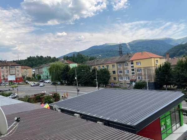 Apartament 3 camere de vânzare (zona Nivelt, Lupeni, jud. Hunedoara)