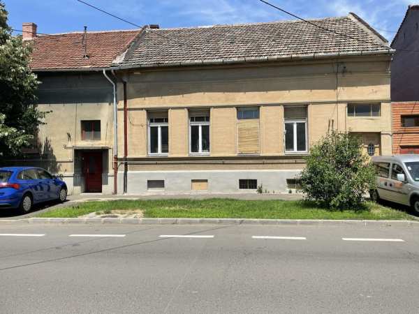 Casa zona centrala