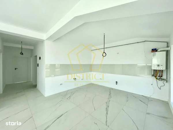 Penthouse cu 3 camere si terasa de 30mp | zona Antenei | Braytim